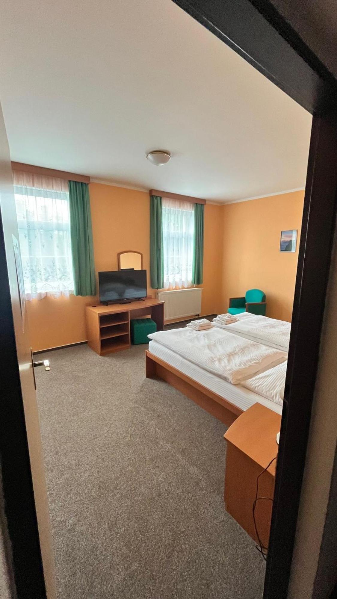 Grandhotel Nový Bor Exteriör bild
