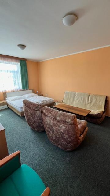 Grandhotel Nový Bor Exteriör bild