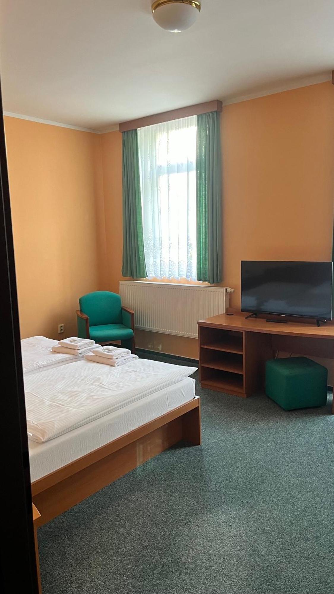 Grandhotel Nový Bor Exteriör bild