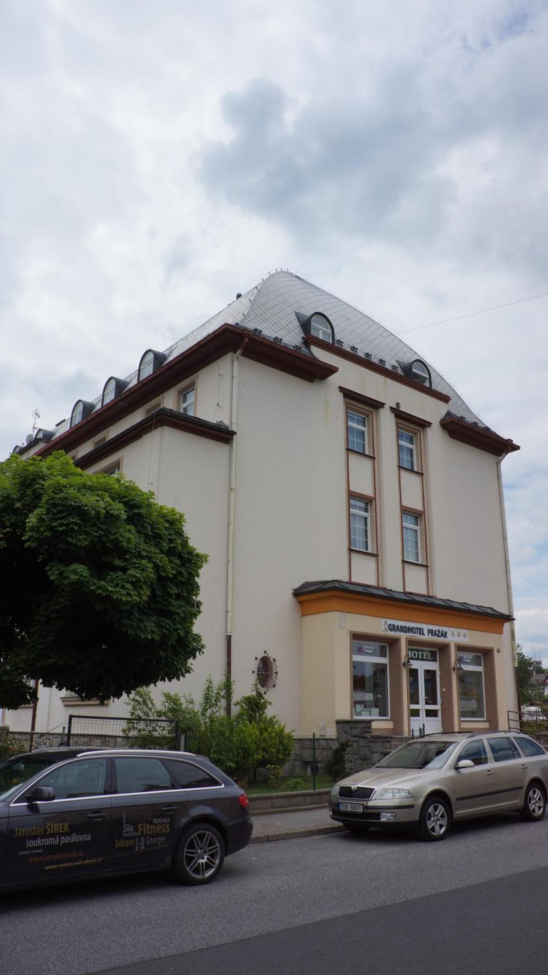 Grandhotel Nový Bor Exteriör bild
